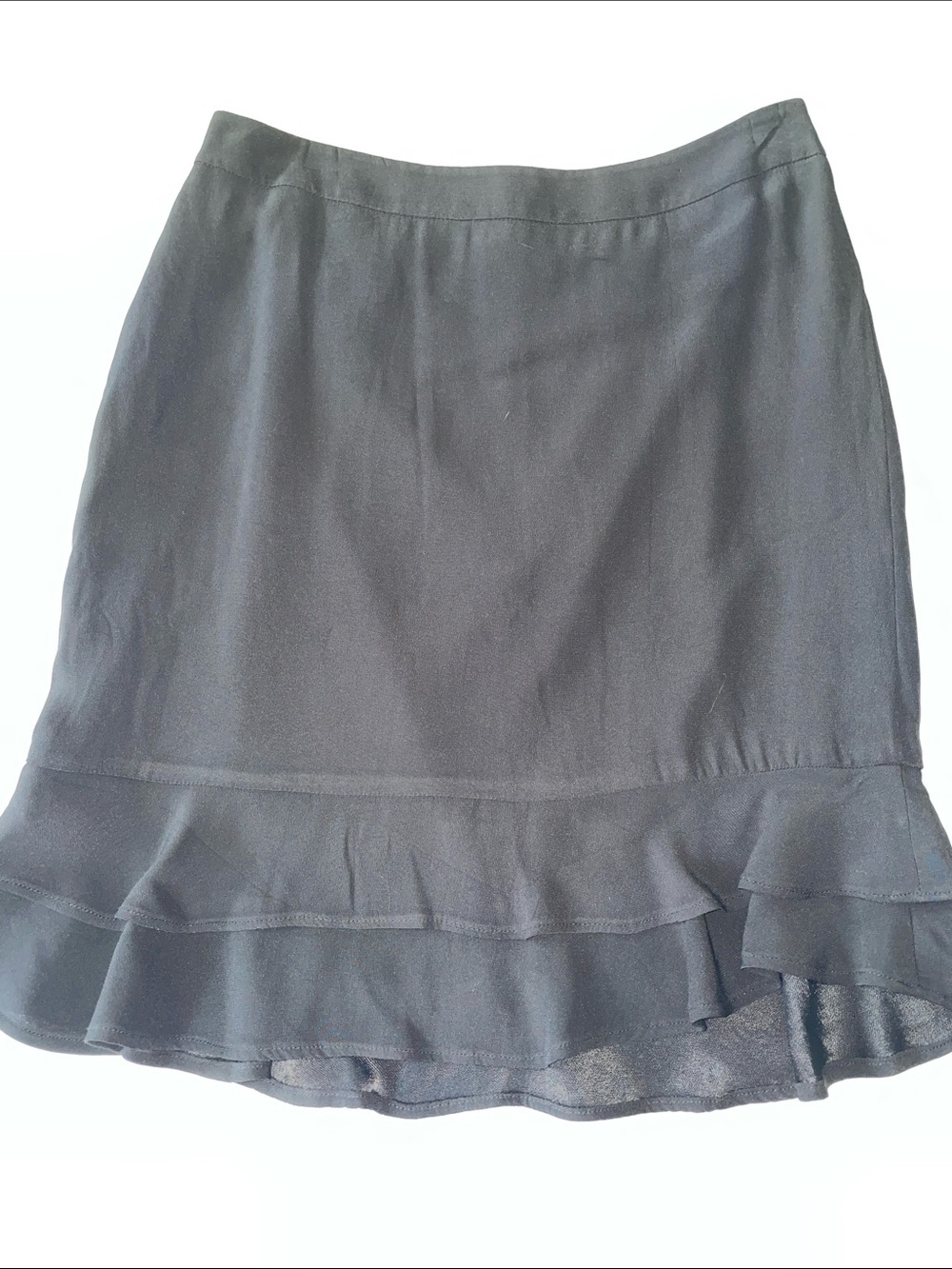 Ann Taylor Classic Black Ruffle Hem Women's Skirt. Lined. Back Zipper. Size 2.